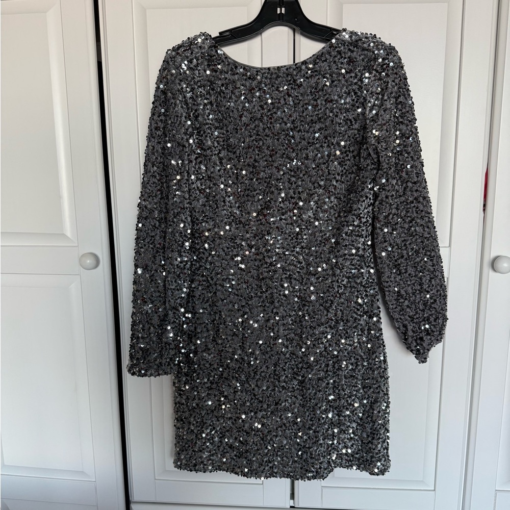 Really fun and comfortable sparkly dress